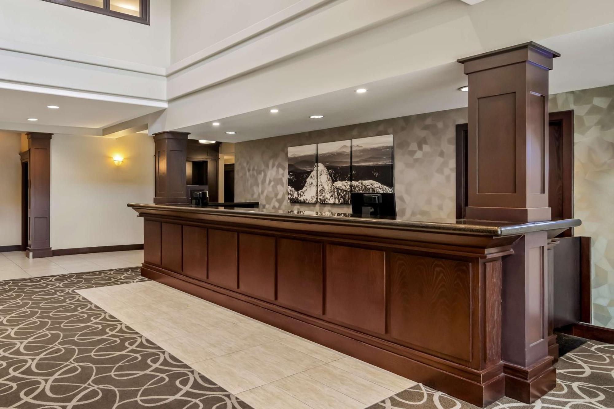Best Western Plus Pitt Meadows Inn & Suites Kültér fotó